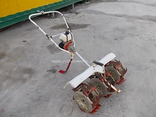 นำเข้าจากญี่ปุ่น เครื่องกำจัดวัชพืชในร่องข้าว KIORITZ รุ่น : PC-352  รหัสสินค้า : 80803127 www.nihonmono.com