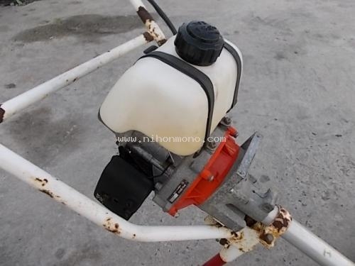 นำเข้าจากญี่ปุ่น เครื่องกำจัดวัชพืชในร่องข้าว KIORITZ รุ่น : PC-352 รหัสสินค้า : 80803127 www.nihonmono.com นำเข้าจากญี่ปุ่น เครื่องกำจัดวัชพืชในร่องข้าว KIORITZ รุ่น : PC-352 รหัสสินค้า : 80803127 www.nihonmono.com