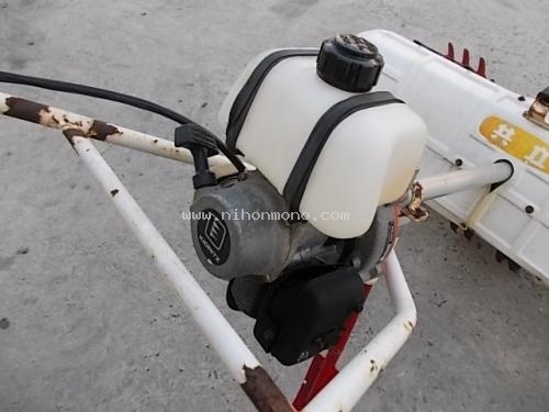 นำเข้าจากญี่ปุ่น เครื่องกำจัดวัชพืชในร่องข้าว KIORITZ รุ่น : PC-352 รหัสสินค้า : 80803127 www.nihonmono.com นำเข้าจากญี่ปุ่น เครื่องกำจัดวัชพืชในร่องข้าว KIORITZ รุ่น : PC-352 รหัสสินค้า : 80803127 www.nihonmono.com