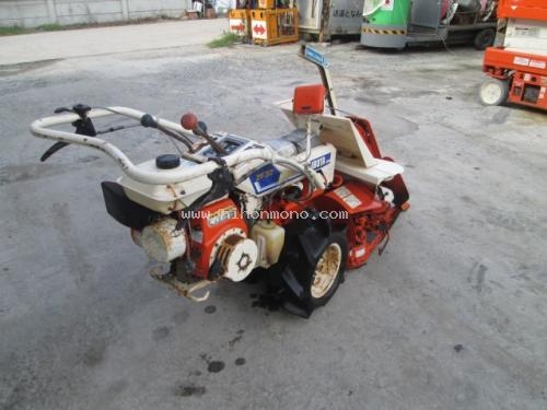 ขาย พร้อมใช้งาน รถเกี่ยวข้าวเดินตาม KUBOTA รุ่น : HF32 รหัสสินค้า : 80904399 www.nihonmono.com ขาย พร้อมใช้งาน รถเกี่ยวข้าวเดินตาม KUBOTA รุ่น : HF32 รหัสสินค้า : 80904399 www.nihonmono.com