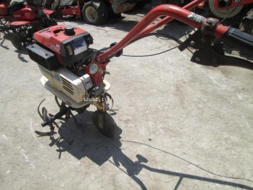 ขาย เครื่องพรวนดิน YANMAR รุ่น : MT250 ประหยัดน้ำมัน เคลื่อนที่ง่าย รหัสสินค้า : 80903847 www.nihonmono.com ขาย เครื่องพรวนดิน YANMAR รุ่น : MT250 ประหยัดน้ำมัน เคลื่อนที่ง่าย รหัสสินค้า : 80903847 www.nihonmono.com