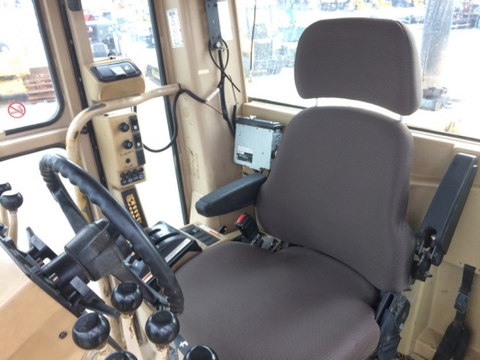 รถเกรด CAT 12H ใบมีด 14 ฟุต ริปเปอร์ นำเข้าจากอเมริกา รถสวยมาก ๆ ราคาไม่แพงครับ รถเกรด CAT 12H ใบมีด 14 ฟุต ริปเปอร์ นำเข้าจากอเมริกา รถสวยมาก ๆ ราคาไม่แพงครับ