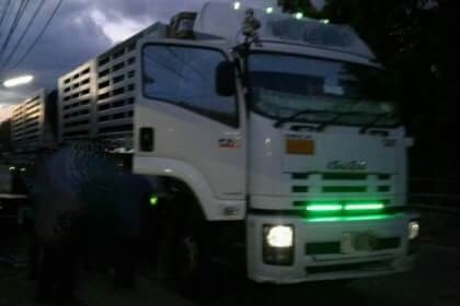 ขาย 2,400,000 ต่อรอง ISUZU 360 ปี.56 รถพ่วง 22 ล้อ แม่-ลูก กระบะเหล็กคอกเกษตรไม่ดั้ม รถอยู่ จังหวัดร ขาย 2,400,000 ต่อรอง ISUZU 360 ปี.56 รถพ่วง 22 ล้อ แม่-ลูก กระบะเหล็กคอกเกษตรไม่ดั้ม รถอยู่ จังหวัดร