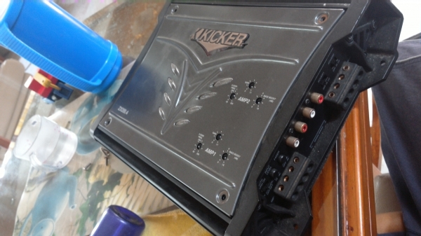 แอมป์kicker zx350.4เก่าญี่ปุ่นสวยๆไม่ช้ำเสียงดี5ดาว