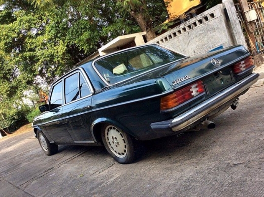 BENZ 300D AUTO W123