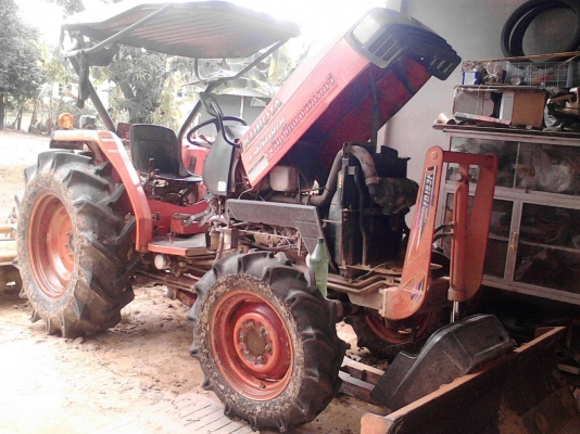 รถไถ 45 แรง DI  ปึ 53  เครื่องแห้งดี  พร้อมลุยงาน อุปกร  3 ชิ้น  ราคา  เบาฯฯ  250000 บาท    ดูรถ ที จ. ศรีสะเกษ   วันทูคอล 0986683479 dtac 0991751349 สิทธิ์ คับ