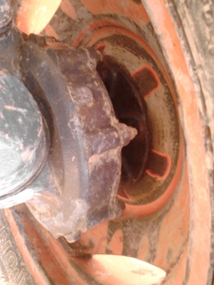 รถไถ 45 แรง DI  ปึ 53  เครื่องแห้งดี  พร้อมลุยงาน อุปกร  3 ชิ้น  ราคา  เบาฯฯ  250000 บาท    ดูรถ ที จ. ศรีสะเกษ   วันทูคอล 0986683479 dtac 0991751349 สิทธิ์ คับ