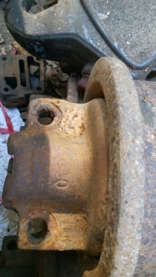 ขายลอนเลอร์ รถแทรกเตอร์ D-50  ของแท้ ตราโคมัสสุ เก่าเก็บ มี 7 ลูกครับ