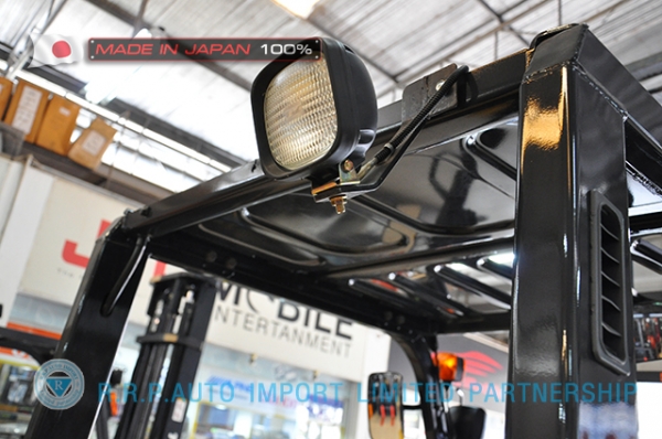 ขายรถโฟล์คลิฟท์มือสอง KOMATSU FD25C-16-731295 นำเข้าจากประเทศญี่ปุ่น 100\% ไม่เคยใช้งานในไทย