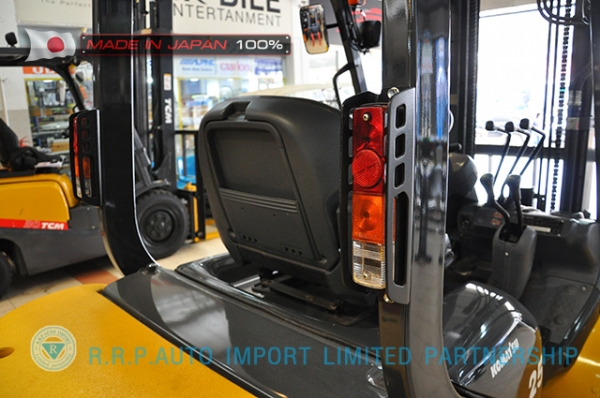 ขายรถโฟล์คลิฟท์มือสอง KOMATSU FD25C-16-731295 นำเข้าจากประเทศญี่ปุ่น 100\% ไม่เคยใช้งานในไทย