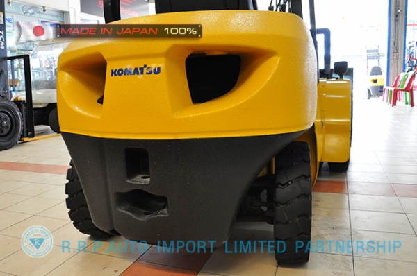 ขายรถโฟล์คลิฟท์มือสอง KOMATSU FD25C-16-731295 นำเข้าจากประเทศญี่ปุ่น 100\% ไม่เคยใช้งานในไทย