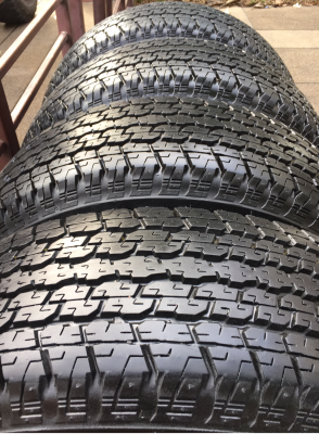 ยาง Bridgestone 265 70 16 ปี15 ดอกเต็ม ไม่มีปะ เนื้อนิ่มๆ ใช้กันยาว ราคาไม่แพง ยาง Bridgestone 265 70 16 ปี15 ดอกเต็ม ไม่มีปะ เนื้อนิ่มๆ ใช้กันยาว ราคาไม่แพง