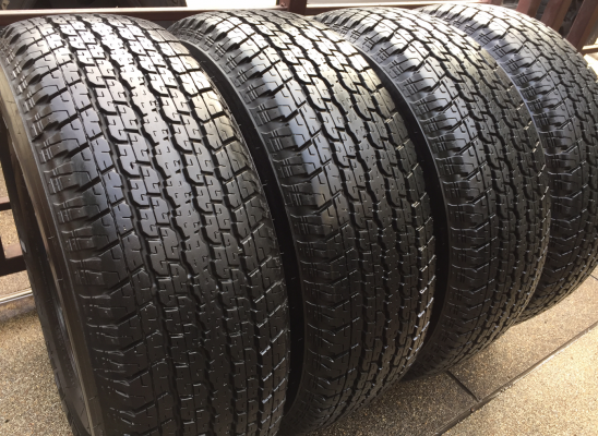 ยาง Bridgestone 265 70 16 ปี15 ดอกเต็ม ไม่มีปะ เนื้อนิ่มๆ ใช้กันยาว ราคาไม่แพง ยาง Bridgestone 265 70 16 ปี15 ดอกเต็ม ไม่มีปะ เนื้อนิ่มๆ ใช้กันยาว ราคาไม่แพง