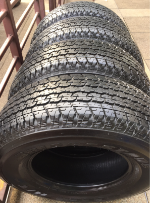 ยาง Bridgestone 265 70 16 ปี15 ดอกเต็ม ไม่มีปะ เนื้อนิ่มๆ ใช้กันยาว ราคาไม่แพง ยาง Bridgestone 265 70 16 ปี15 ดอกเต็ม ไม่มีปะ เนื้อนิ่มๆ ใช้กันยาว ราคาไม่แพง