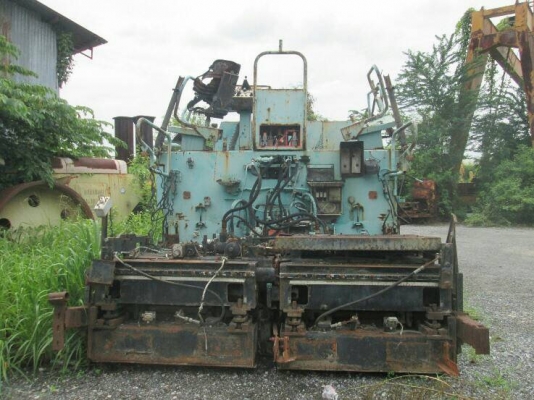 ขายเหมารถปูยางมี8คัน.VOGELE..รถต้องนำมาเก็บซ่อม ดูสภาพตามรูป...