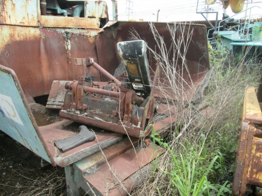 ขายเหมารถปูยางมี8คัน.VOGELE..รถต้องนำมาเก็บซ่อม ดูสภาพตามรูป...