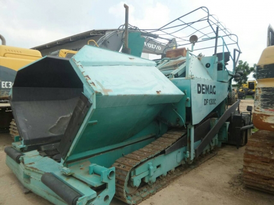 ขายเหมารถปูยางมี8คัน.VOGELE..รถต้องนำมาเก็บซ่อม ดูสภาพตามรูป...