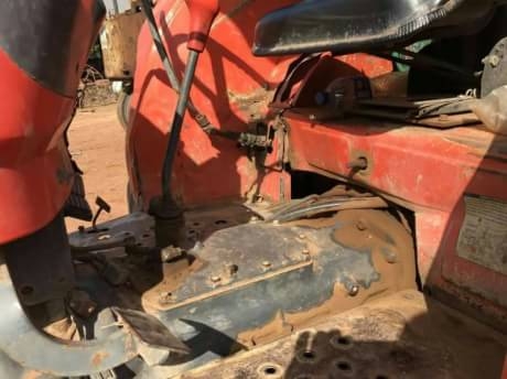 KUBOTA M9000 KUBOTA M9000