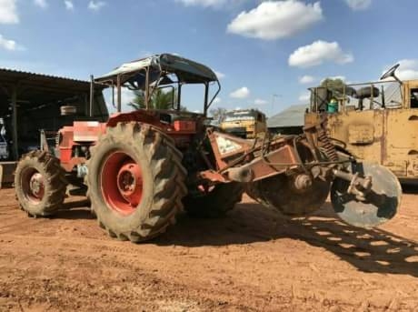 KUBOTA M9000 KUBOTA M9000