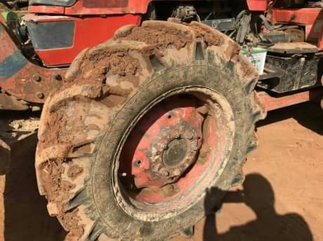 KUBOTA M9000 KUBOTA M9000