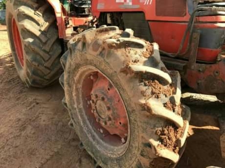 KUBOTA M9000 KUBOTA M9000