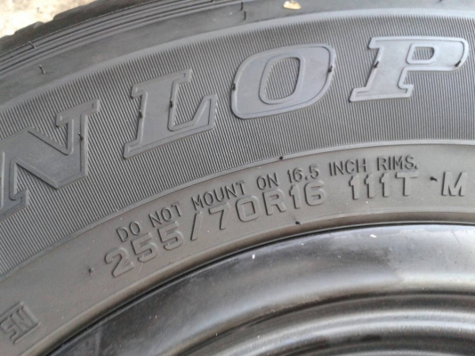 ขอบ16นิ้ว6รู พร้อมยาง ชุดนี้ ราคา 9500 บาท