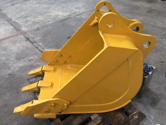 0624215584 -ขายบุ้งกี๋ ขนาด 0.5 คิว ราคา 23,000 บาท (ส่งฟรี ใกล้ กรุงเทพฯ)