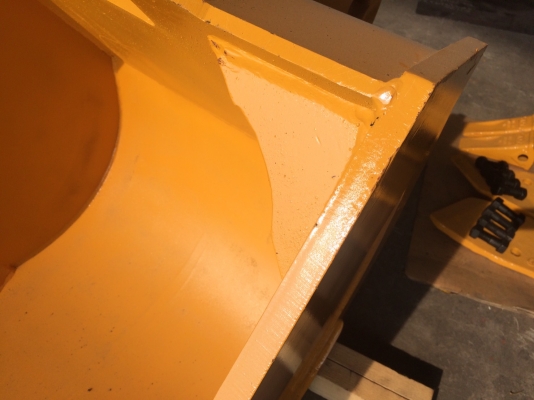 0624215584 -ขายบุ้งกี๋ ขนาด 0.5 คิว ราคา 23,000 บาท (ส่งฟรี ใกล้ กรุงเทพฯ)