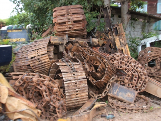 ขายซากแม็คโคร 120-1-2-3 มีเครื่อง มีปั้ม มีรอลเลอร์ มีกระบอก มีมอเตอร์สวิง มีเอว