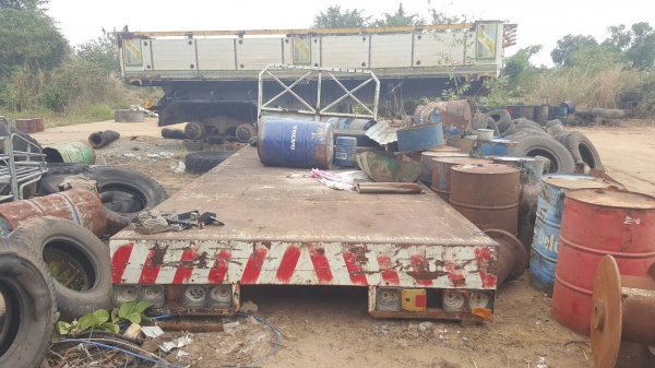 ขาย หางพื้นเรียบ ยาว 7.20 เมตร กว้าง 2.50 เมตร ช่วงคัสซีเทียม 84 ซม. สภาพดีไม่ผุ ราคาต่อรองได้ครับ