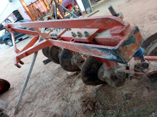 ผาลสี่kkใบ26ใส่รถฟอร์ด