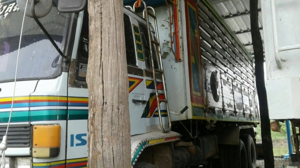 ขาย ISUZU Rocky 210 วางเครื่อง 240 แรง พ่วงแม่ลูกดั๊ม คอกเกษตร ขาย ISUZU Rocky 210 วางเครื่อง 240 แรง พ่วงแม่ลูกดั๊ม คอกเกษตร
