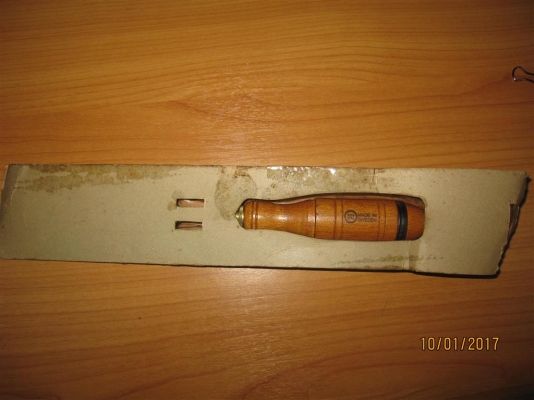 สิ่วตราเหรียญทองแพ็คสีฟ้า งานลิมิเต็ด Made in Sweden