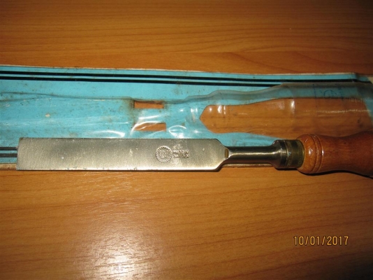 สิ่วตราเหรียญทองแพ็คสีฟ้า งานลิมิเต็ด Made in Sweden