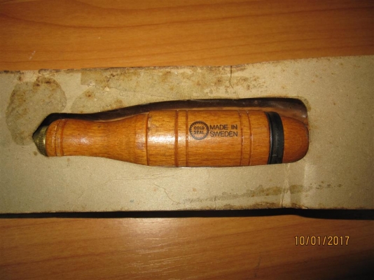 สิ่วตราเหรียญทองแพ็คสีฟ้า งานลิมิเต็ด Made in Sweden