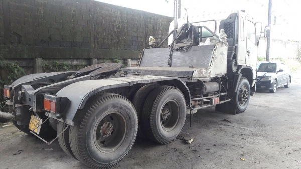 10 ล้อ หัวลาก Hino 320 ปี 48 รถห้างแท้ 1,200,000