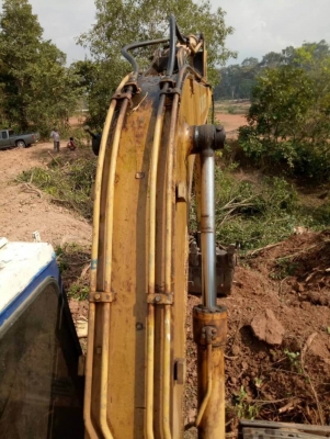 ขาย 295,000 KOMATSU PC120-3 เครื่องเดิม ปั้มแรง โช่หนา เอวแน่น รถพร้อมใช้ รถอยู่ จ.ร้อยเอ็ด โทร& ไอดีไลน์ 090-772-3710 090-772-3709 ขาย 295,000 KOMATSU PC120-3 เครื่องเดิม ปั้มแรง โช่หนา เอวแน่น รถพร้อมใช้ รถอยู่ จ.ร้อยเอ็ด โทร& ไอดีไลน์ 090-772-3710 090-772-3709