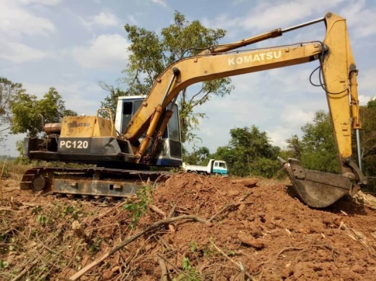 ขาย 295,000 KOMATSU PC120-3 เครื่องเดิม ปั้มแรง โช่หนา เอวแน่น รถพร้อมใช้ รถอยู่ จ.ร้อยเอ็ด โทร& ไอดีไลน์ 090-772-3710 090-772-3709 ขาย 295,000 KOMATSU PC120-3 เครื่องเดิม ปั้มแรง โช่หนา เอวแน่น รถพร้อมใช้ รถอยู่ จ.ร้อยเอ็ด โทร& ไอดีไลน์ 090-772-3710 090-772-3709