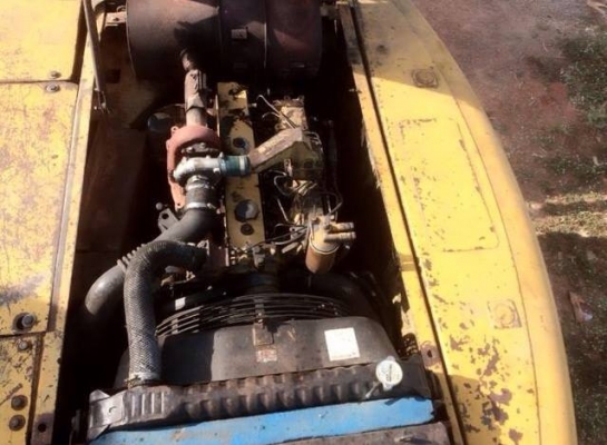 ขาย!! >>> Komatsu Pc200 รุ่น 6 <<< เบอร์ติดต่อ 098-7155789