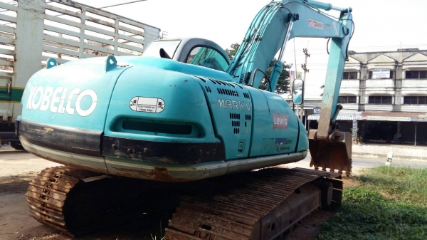 ขาย 695,000 KOBELCO sk 200-5 ไฟฟ้าครบ เครื่องดี ปั้มแรง ช่วงล่างเต็ม เล่มทะเบียน รถสวยพร้อมใช้ รถอยู่ ขอนแก่น 090-772-3710 090-772-3708