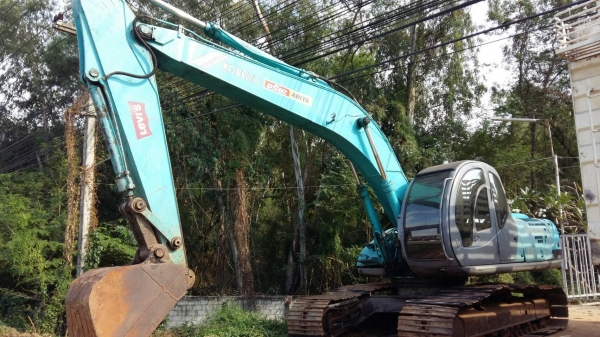 ขาย 695,000 KOBELCO sk 200-5 ไฟฟ้าครบ เครื่องดี ปั้มแรง ช่วงล่างเต็ม เล่มทะเบียน รถสวยพร้อมใช้ รถอยู่ ขอนแก่น 090-772-3710 090-772-3708