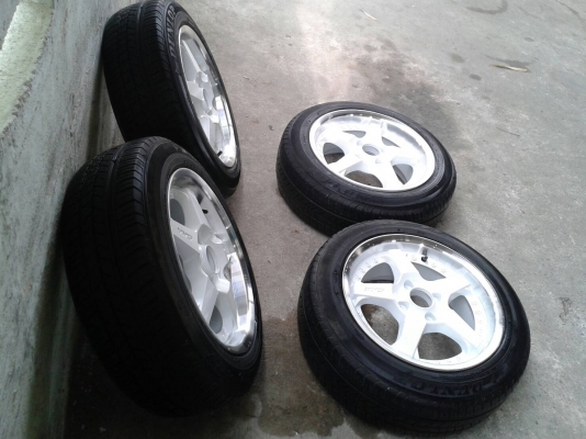 ขอบ15นิ้ว4รู100 พร้อมยาง ชุดนี้ ราคา 5900 บาท ขอบ15นิ้ว4รู100 พร้อมยาง ชุดนี้ ราคา 5900 บาท