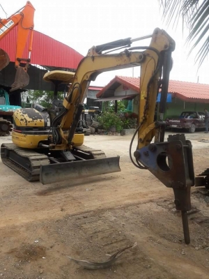 ขาย CATERPILLAR 304  CR  เก่าญี่ปุ่นแท้  สภาพสวย  เครื่องปั๊มดี  พร้อมหัวกะแทก ของนอกแท้..แรวดีมากๆๆ..โทร  089-3818694  ดวงนภา