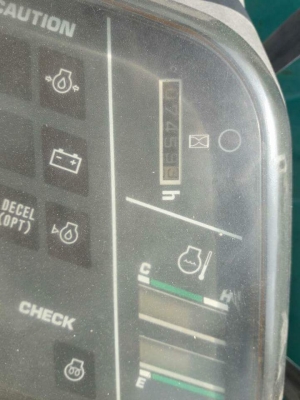 ขายค่ะ..KOMATSU  PC35R-8  เก่าญี่ปุ่นแท้  สภาพสวย  เครื่องปั๊มดี...ลองระบบกันได้ทุกวัน..โทร..089-3818694  ดวงนภา