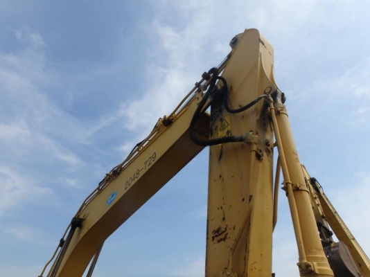 KOMATSU PC200-8 รถนำเข้า100\%ไม่เคยใช้งานในไทย