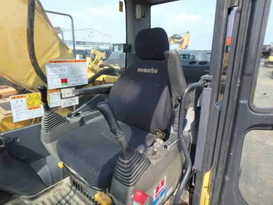 KOMATSU PC200-8 รถนำเข้า100\%ไม่เคยใช้งานในไทย