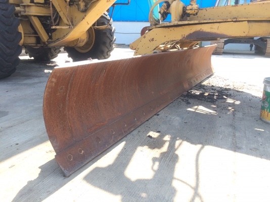 รถเกรด 12G#61M10225 (ใบมีด14ฟุต) นำเข้าตรงจาก USA ครับ