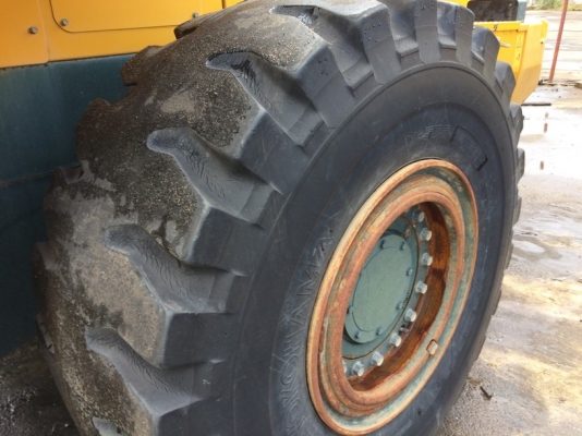 รถตัก Kawasaki รุ่น 85ZV ปี 2008 บุ้งกี๋ 3.7 คิว ยาง 23.5-25 (เท่ากับ WA430-5) ราคาถูกครับ