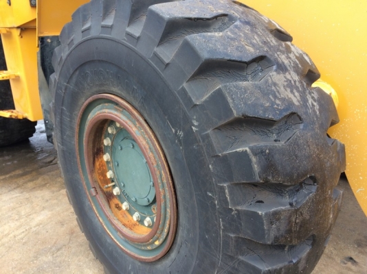 รถตัก Kawasaki รุ่น 85ZV ปี 2008 บุ้งกี๋ 3.7 คิว ยาง 23.5-25 (เท่ากับ WA430-5) ราคาถูกครับ