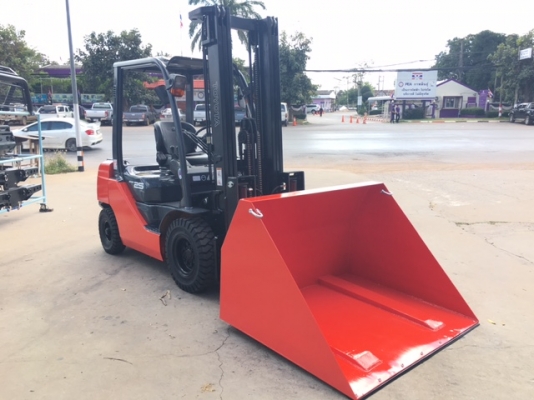 ขายรถโฟลคลิฟท์ TOYOTA 8FD25 ,1322ชั่วโมง, เครื่องยนต์ดีเซล 1DZ III ,งาปรับคว่ำหงาย, เสายกสูง 5.5 เมตร , ปุ้งกี๋นอกปากกว้าง 1.5 เมตร หนา 6 มิล, นำเข้าแท้จากญี่ปุ่น 100\% ( รถไม่เคยใช้งานในเมืองไทย นำเข้าจากญี่ปุ่น ) ขายรถโฟลคลิฟท์ TOYOTA 8FD25 ,1322ชั่วโมง, เครื่องยนต์ดีเซล 1DZ III ,งาปรับคว่ำหงาย, เสายกสูง 5.5 เมตร , ปุ้งกี๋นอกปากกว้าง 1.5 เมตร หนา 6 มิล, นำเข้าแท้จากญี่ปุ่น 100\% ( รถไม่เคยใช้งานในเมืองไทย นำเข้าจากญี่ปุ่น )